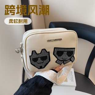 �羳�¿�С����Ů��ͨС���OӋ���r���Ϸ𠔆μ���ٴ�ͨ��б���