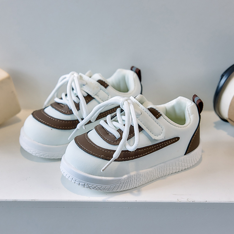 2025 nueva tendencia baja zapatos infantiles zapatos bebés zapatos deportivos casuales zapatos de skate transfronterizos