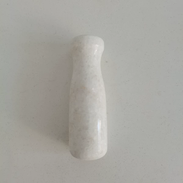 Polish the gray white stone hammer