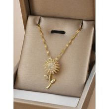 I 36133 Rotating sunflower zircon necklace ��ת���տ��ʯ��