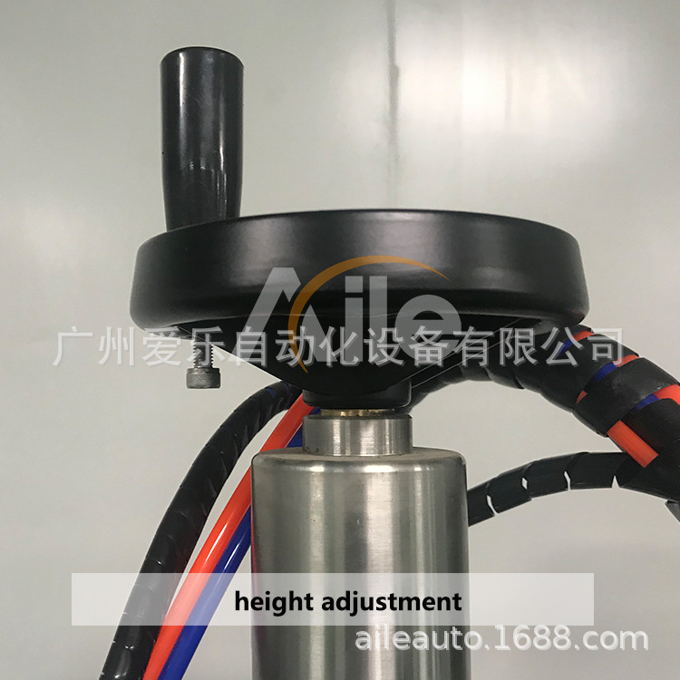 Máquina de sellado de aerosol semiautomático máquina de sellado de aire fresco máquina de sellado de llenado de detergente de espuma fabricante de máquina de sellado