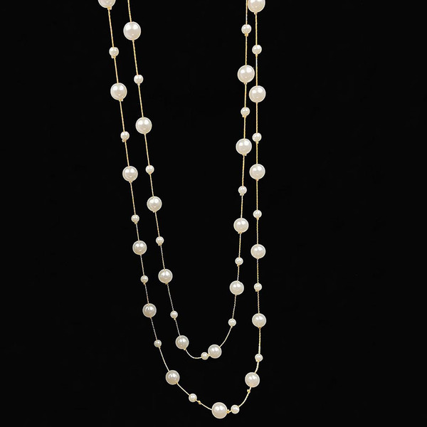 fashionable long elegant necklace from pearl