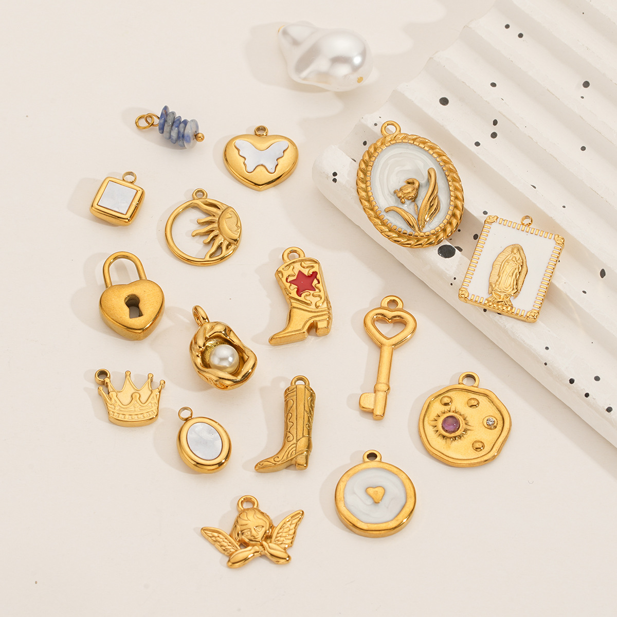 11g Weight Pendant Jewelry Making Type Charms Classification 5 PCS/Package Quantity 304 Stainless Steel Material Geometric, Heart Shape, Lock Pattern All Seasons Season Plating Design Simple Style, Classic Style Style 5 PCS/Package 304 Stainless Steel Geometric Heart Shape Lock Pendant Charms 1