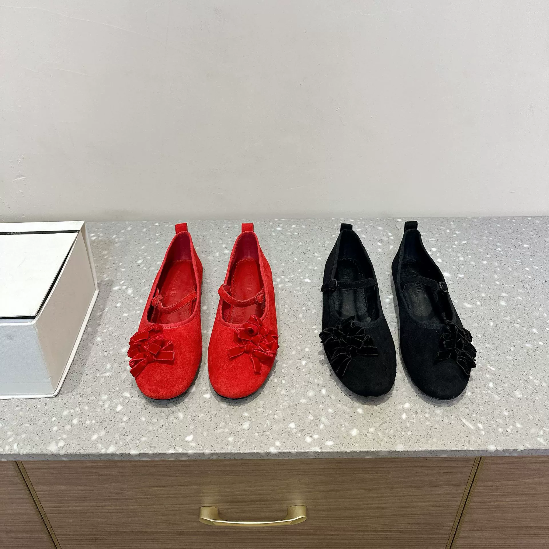 Новая мода на весну 2025 года из натуральной кожи с круглой головой дизайнер повседневный комфорт