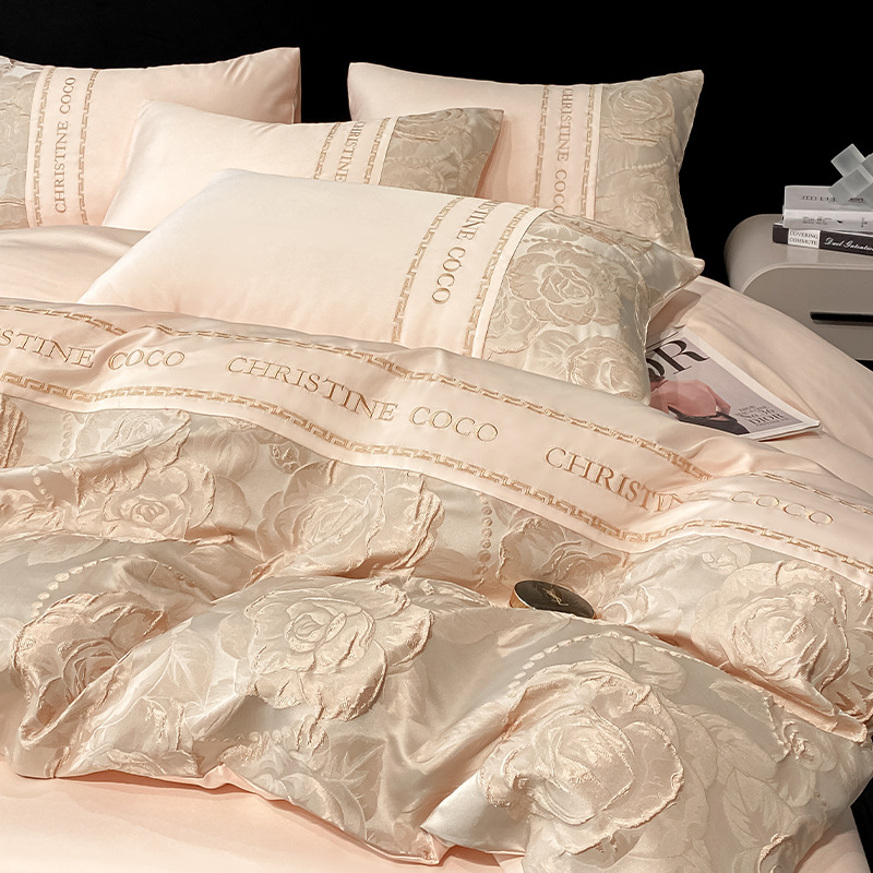 Juego de cuatro piezas de cama jacquard de seda de hielo de verano 2025 nueva funda de edredón de sábana fresca ropa de cama de alta gama de lujo ligero