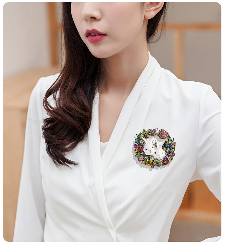 Elegant Lady Simple Style Pin Rabbit Zinc Alloy Unisex Brooches display picture 3