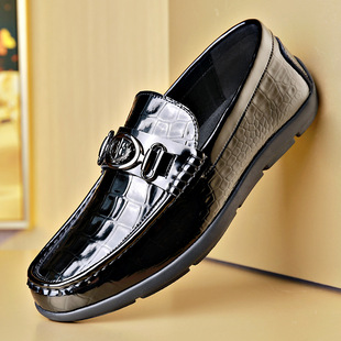 Doug Shoes Men's New Men's Slip-on Fashion Casual Leather Shoes Men's Bright Leather Embossed Leather Lazy Loafers for Men