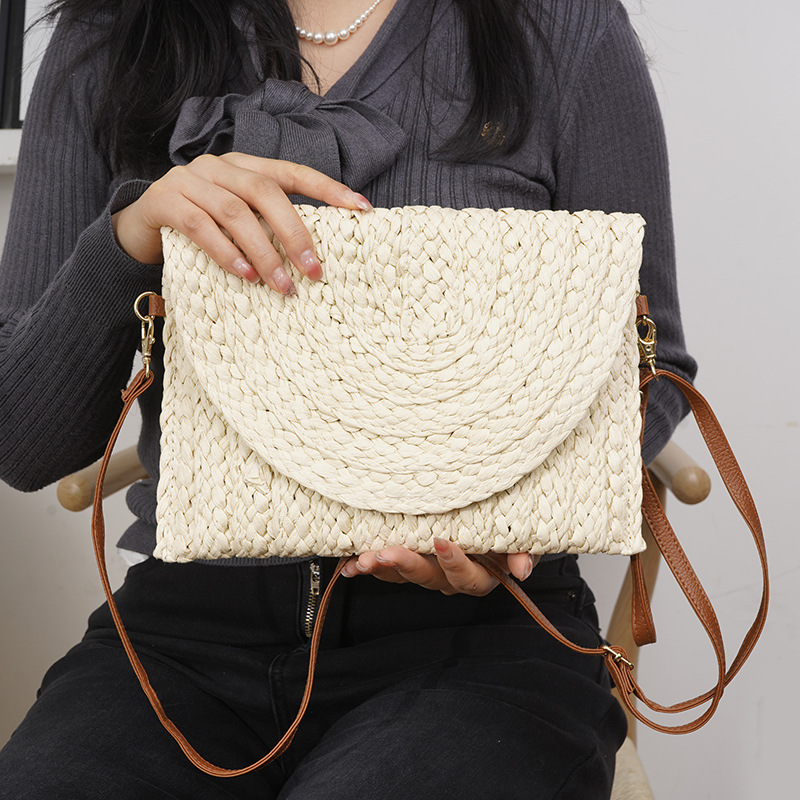 2026 New Woven Shoulder Bag for Women, Summer Straw Corn Husk Round Flap Straw Clutch Bag 2026 New Woven Shoulder Bag for Women, Summer Straw Corn Husk Round Flap Straw Clutch Bag