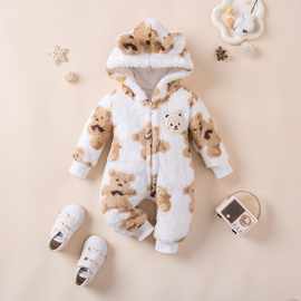 2023新款秋冬季小熊可爱宝宝长袖长腿连体哈衣可爱连帽外穿爬服