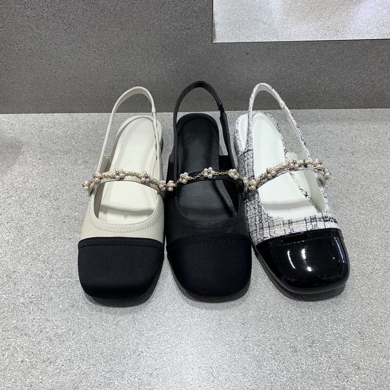 Summer two-tone Mary Jane shoes low-cut with a strap