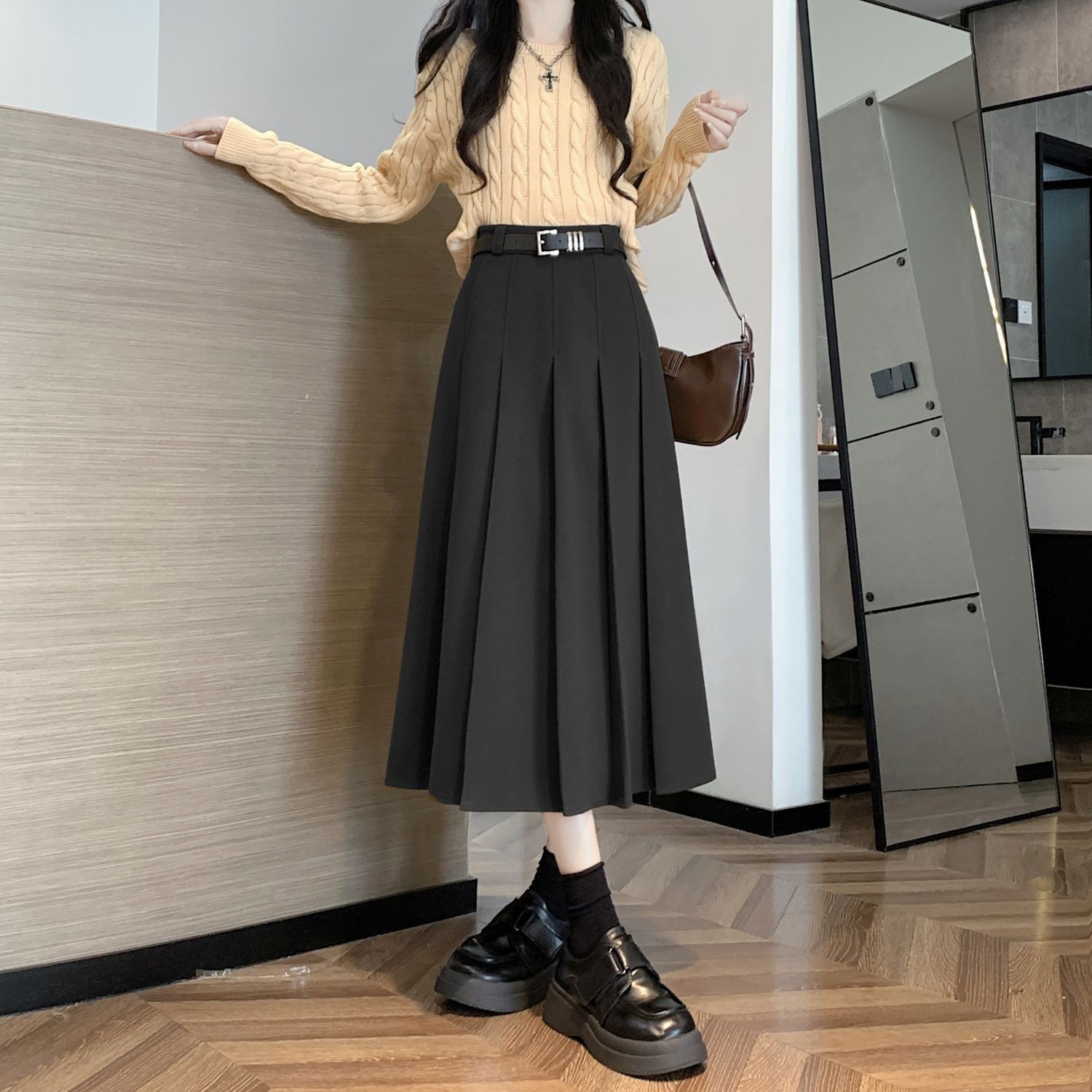 블랙 [울 롱스커트] 벨트 포함 / S