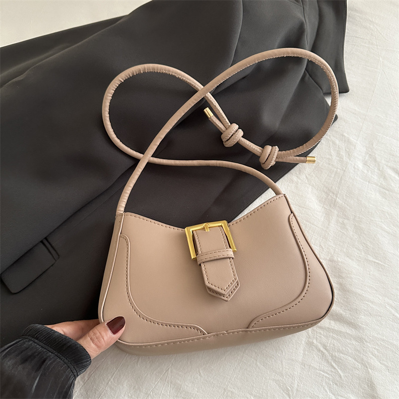 Bolso retro para axila para mujer 2024 nuevo estilo otoño e invierno bolso de mensajero de un solo hombro de todo fósforo diseño de nicho textura popular bolso femenino