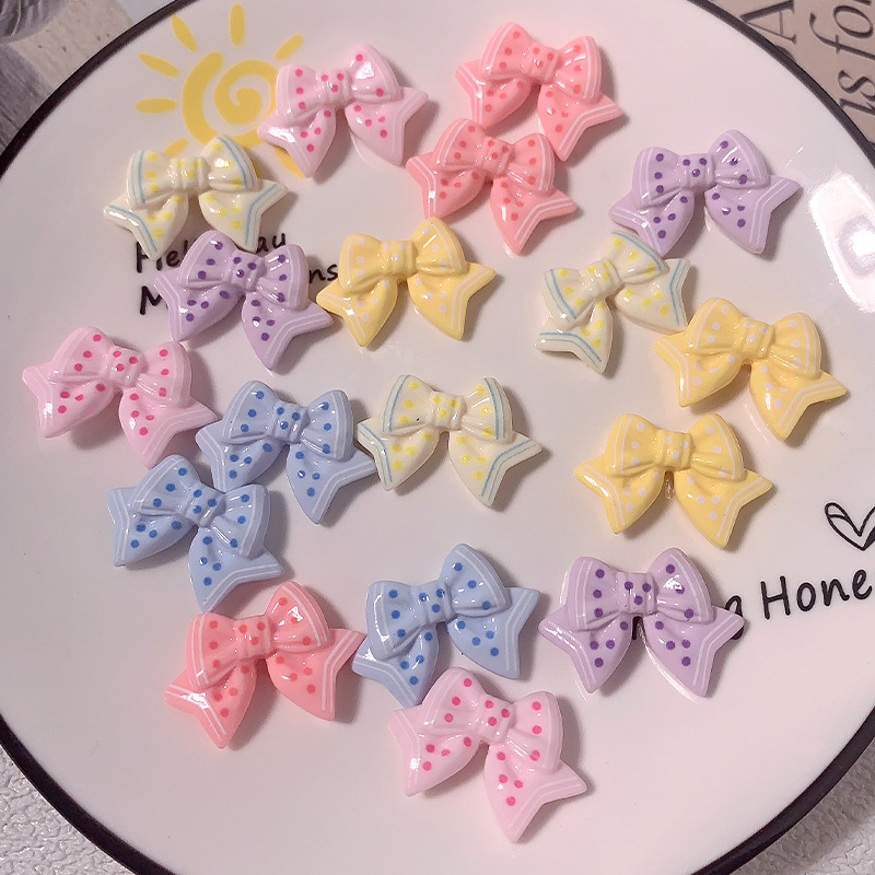 Cartoon brillante color con puntos arco corbata clip de cabello cuerda clip de cabello pegamento de crema DIY accesorios de resina de hebilla