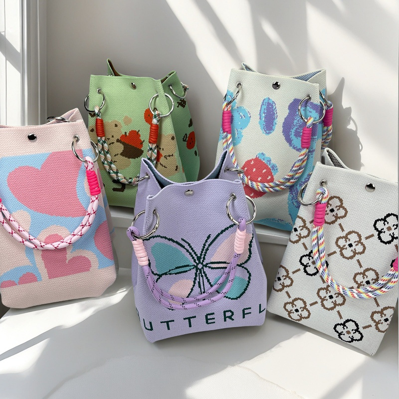 Nicho de diseño blanco y negro jersey jersey bolso de mano casual versátil gran capacidad bolso de mochila fábrica directa