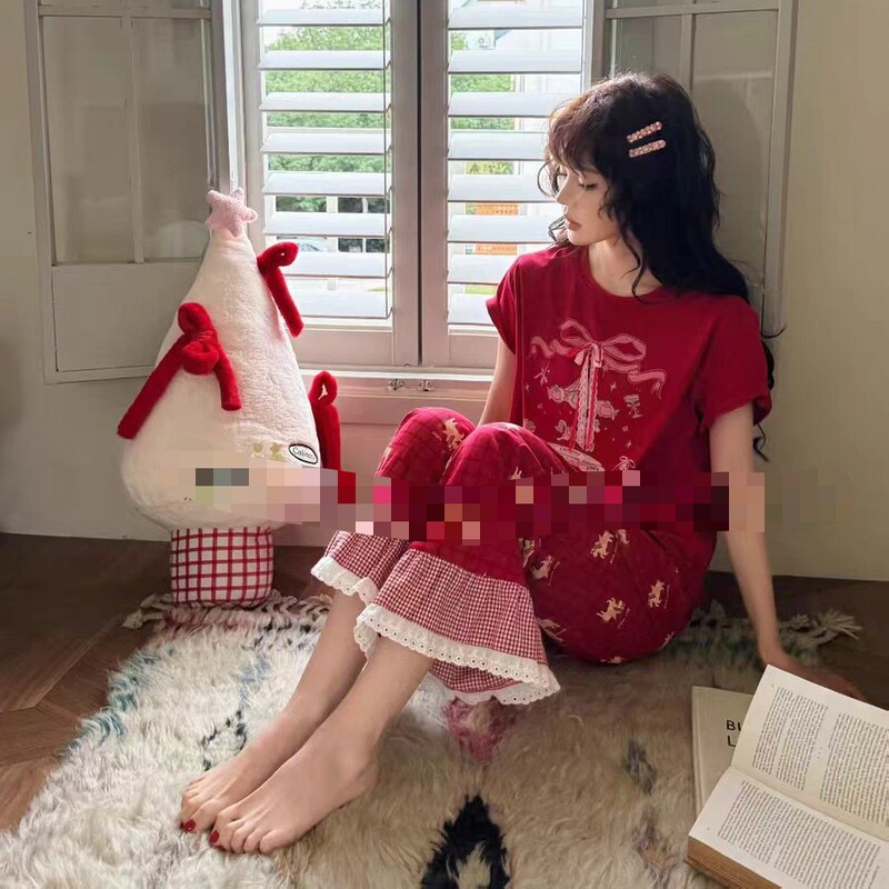 Sweet and Cute Spring New Style Carousel-Themed Loungewear Pajama Set with Short Sleeves and Long Pants, Suitable for Wearing Outside