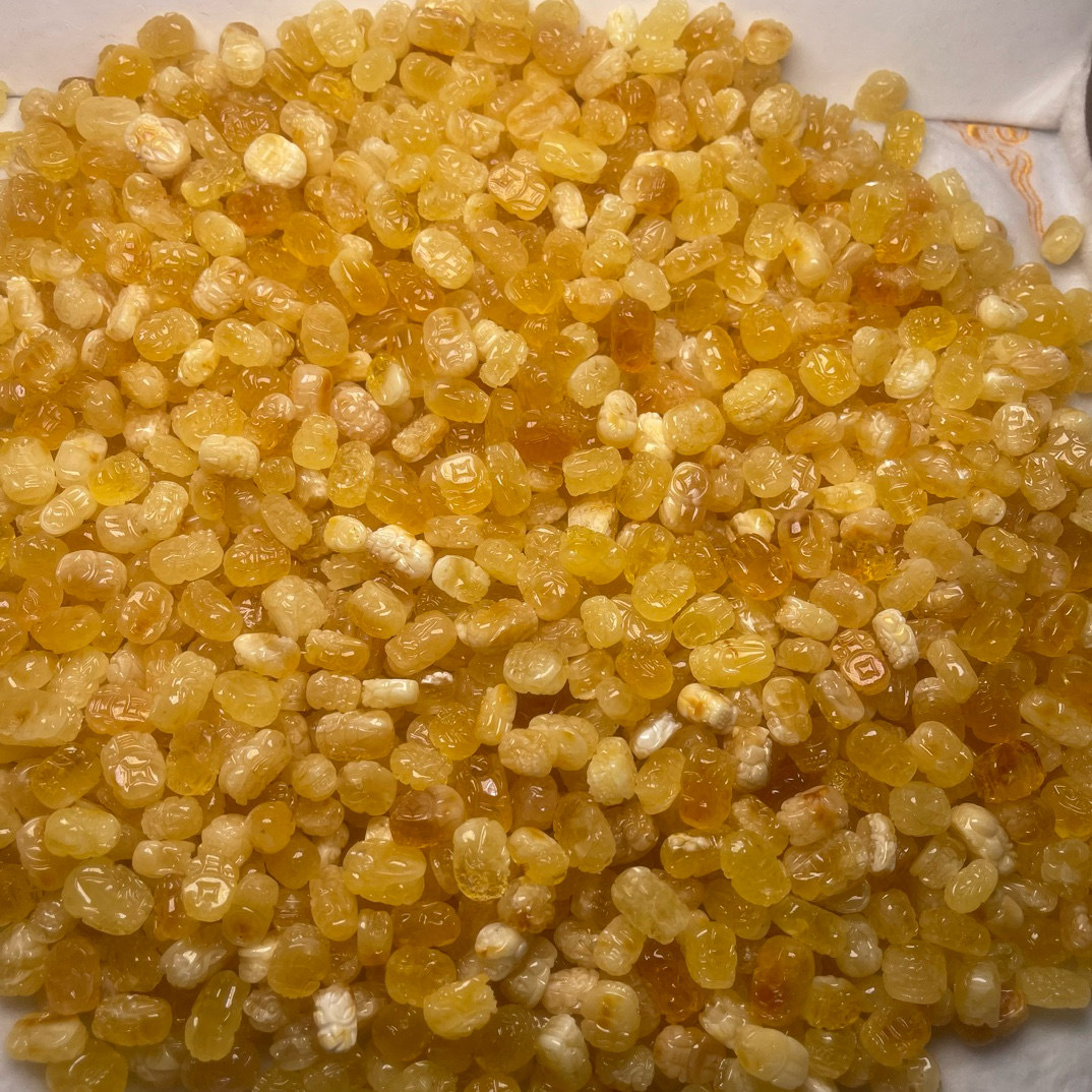 深圳松岗直销 天然蜜蜡 精美天然琥珀蜜蜡俄料白花蜡貔貅任意搭配