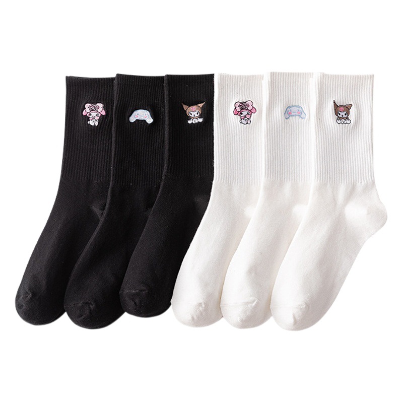 Calcetines de bordado de cachorro de otoño e invierno calcetines de algodón de color sólido de algodón de media pantorrilla de mujer en blanco y negro ins medias de rayas de moda