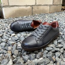 �羳���e��ӖЬ2025�^��ţƤ��ɫ�͎���ʿ��Ь�W���ٴ����Q��Ь