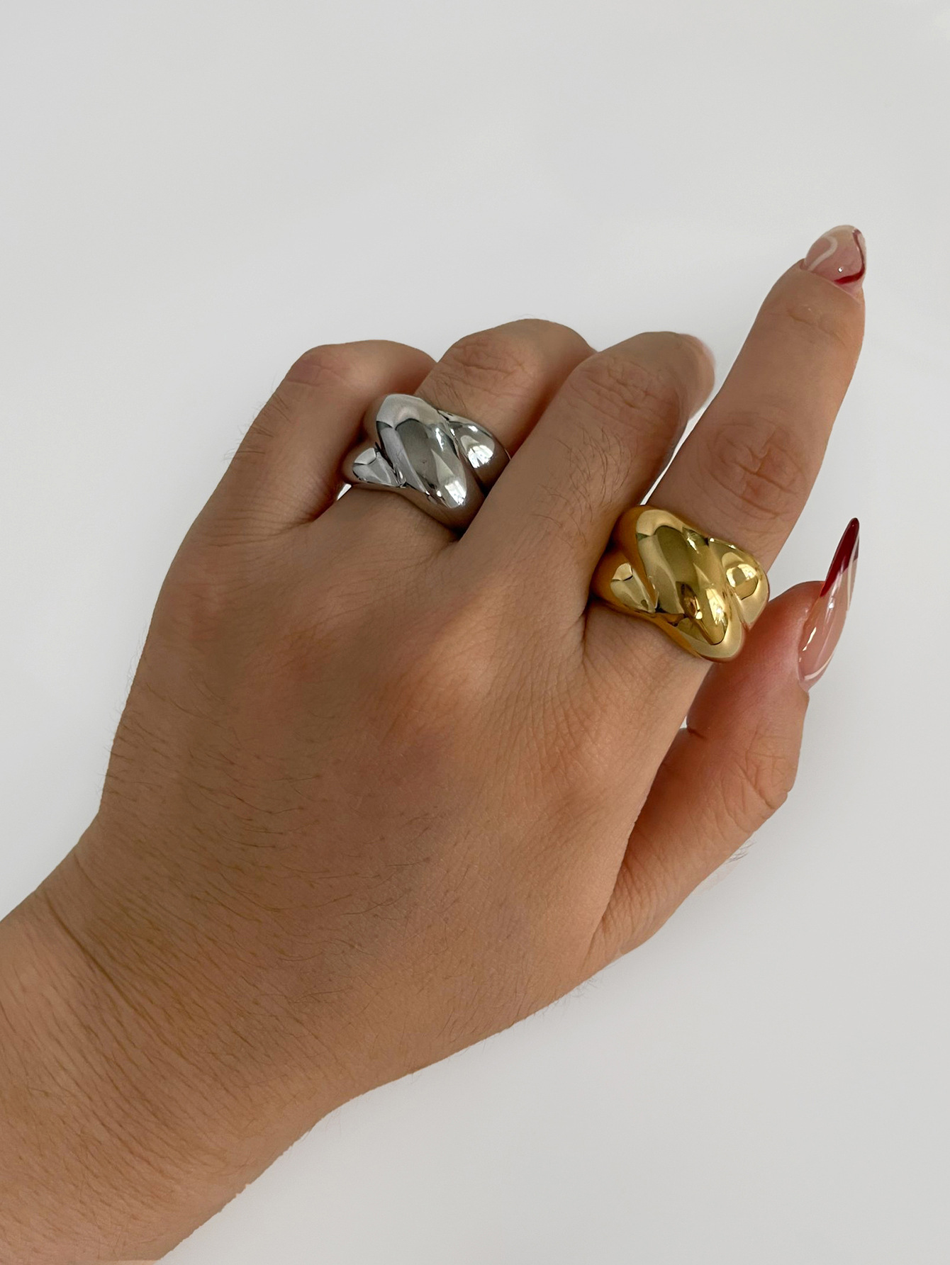 Solid Color Pattern 316L Stainless Steel Solid Color Waterproof Non Tarnish Surgical Steel Modern Style Classic Style Rings For Women's