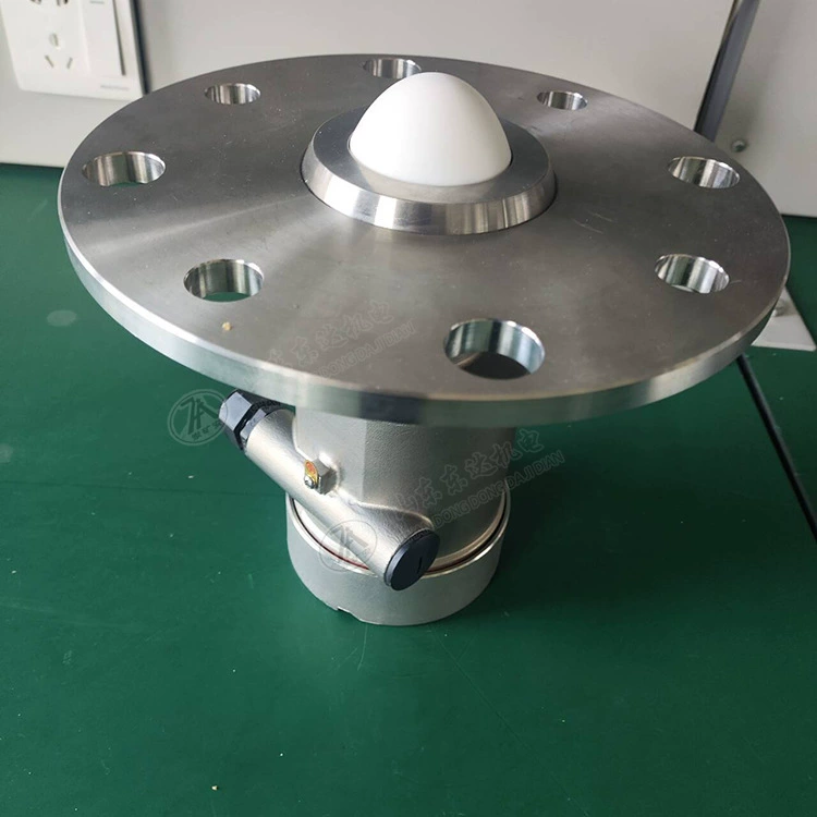 Взрывозащищенный радарный уровнемер GUL30 для горных работ с высокой точностью измерения и контролем уровня в силосах в реальном времени.