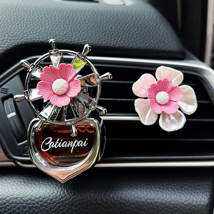 Aromaterapia para automóvil Decoración de salida de aire acondicionado para automóvil Perfume para automóvil Accesorios para automóvil Colgante de flores lindo Fragancia ligera duradera