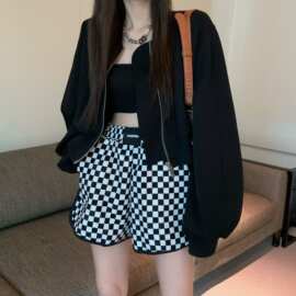 跨境批发阔腿百搭休闲裤女2022年新款春装棋盘格高腰显瘦运动短裤