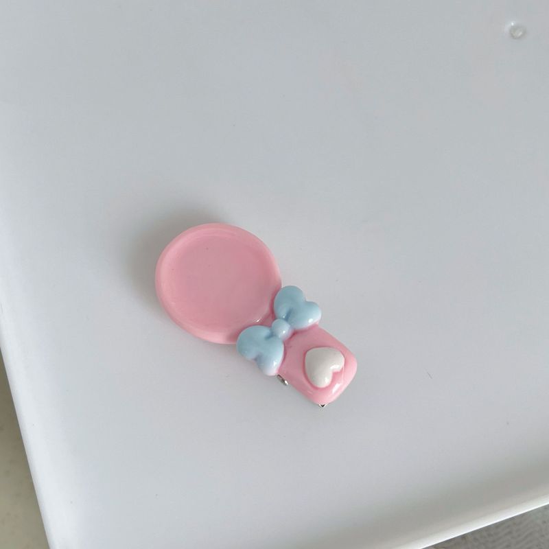 メーカー卸売りの蝶結びの自嘲熊の人形の乾燥ご飯のスプーンのクリップは綿の人形の部品のアヒルの口のクリップを飾ります。|undefined
