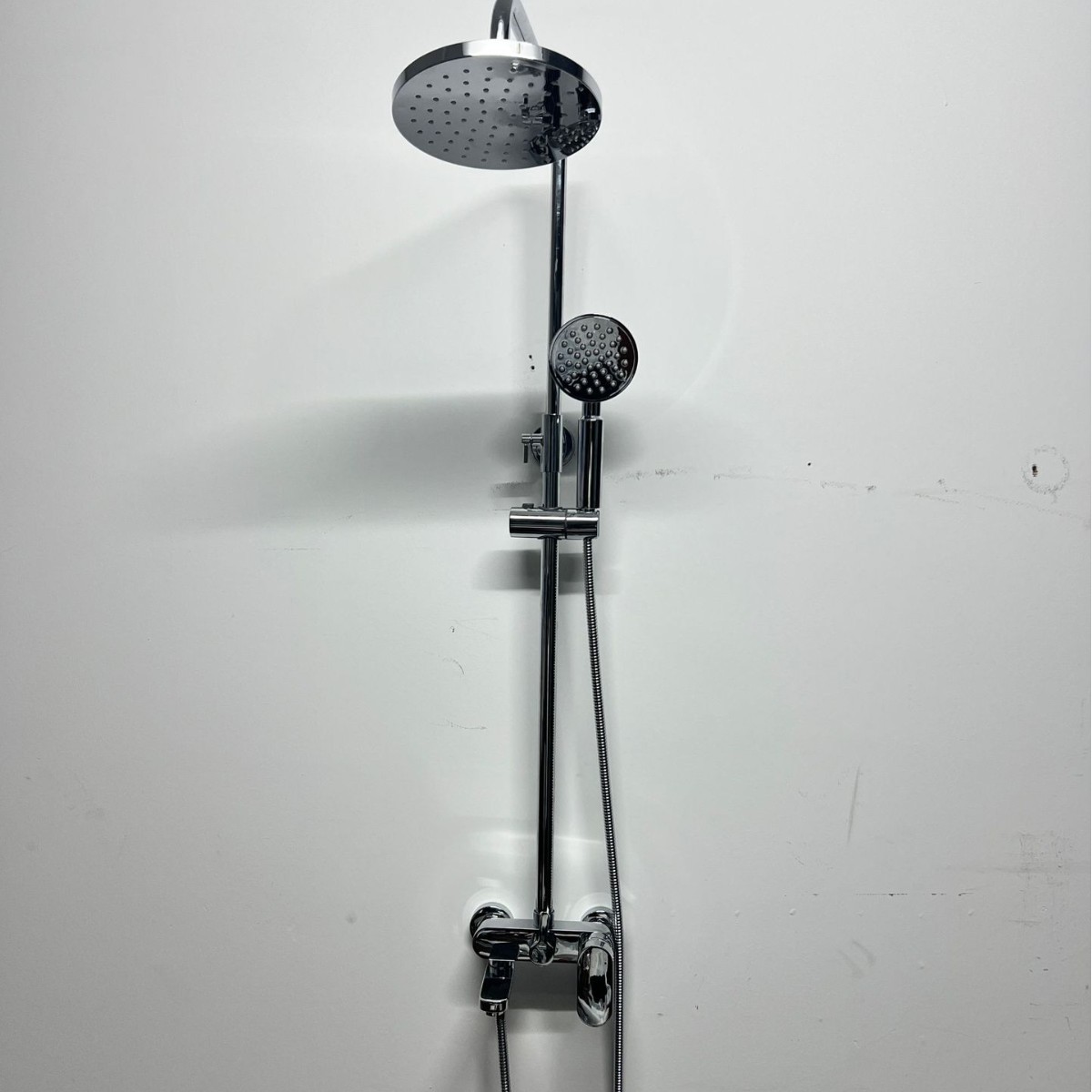 shower Flower sprinkling suit Black electroplate Flower sprinkling suit household Bath bathroom digital display texture of material water tap Flower sprinkling