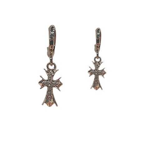 Pendientes cruzados con aguja de plata y diamantes AB Diseño de nicho Pendientes de viento frío Moda europea y americana Pendientes de alta gama Mujeres