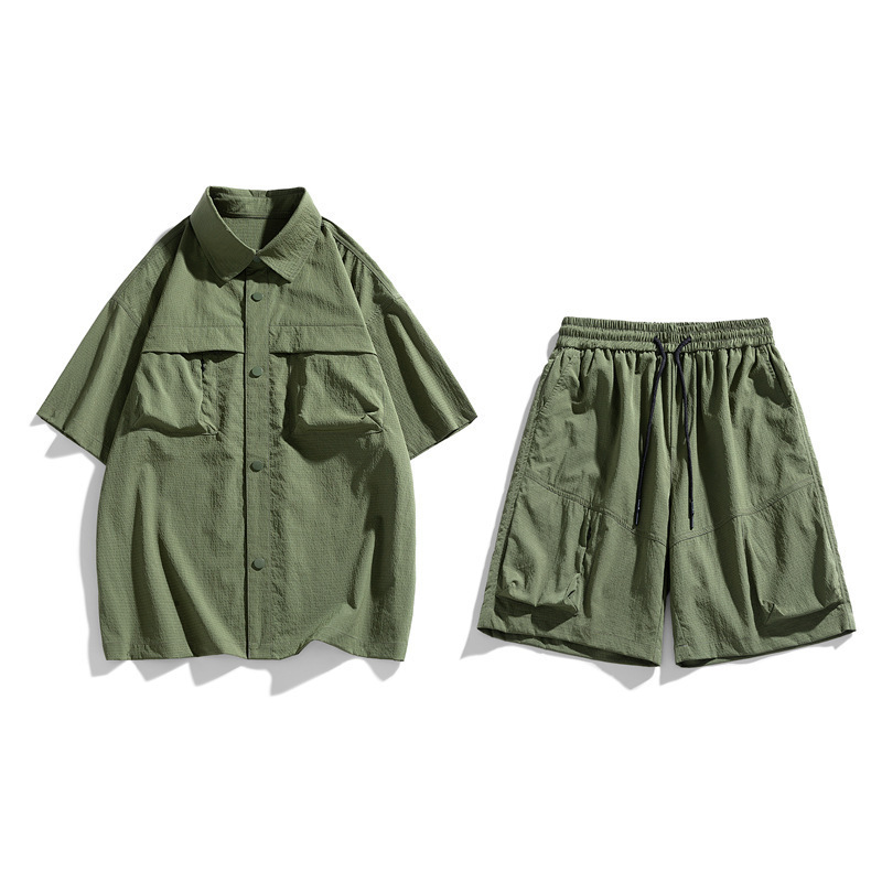 Trajes deportivos de moda masculinos de moda dos pantalones cortos de mangas cortas de verano sueltos y frescos al por mayor