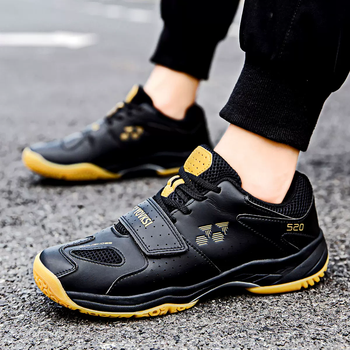 2023年新款羽毛球鞋男黑色时尚潮搭情侣运动鞋高品质防滑羽毛球鞋