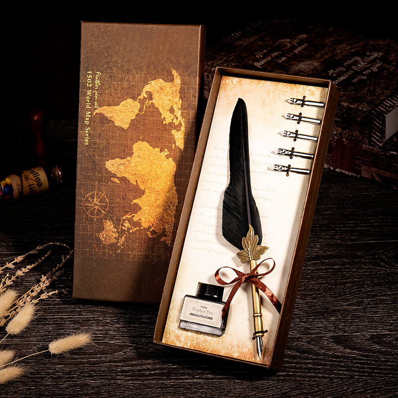European-style retro feather pen gift box fire paint suit creative dip pen feather pen dip pen European-style retro feather pen gift box fire paint suit creative dip pen feather pen dip pen