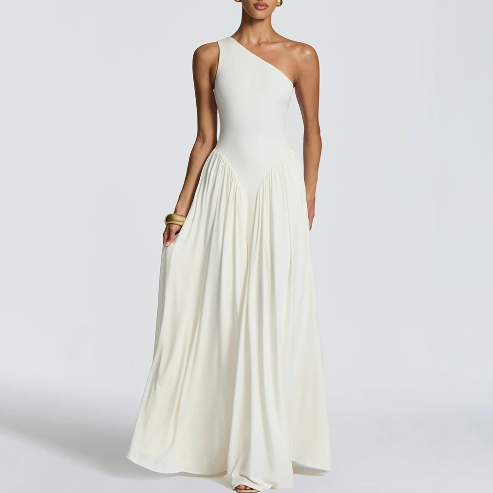 Amazon 2026 verano nuevo temperamento elegante hombro inclinado vestido largo de color sólido hombro abierto delgado plegado vestido grande