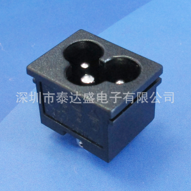 3.2铜芯地线和2.35铜芯零火线梅花充电口23*18卡槽式C6AC插座DB-6