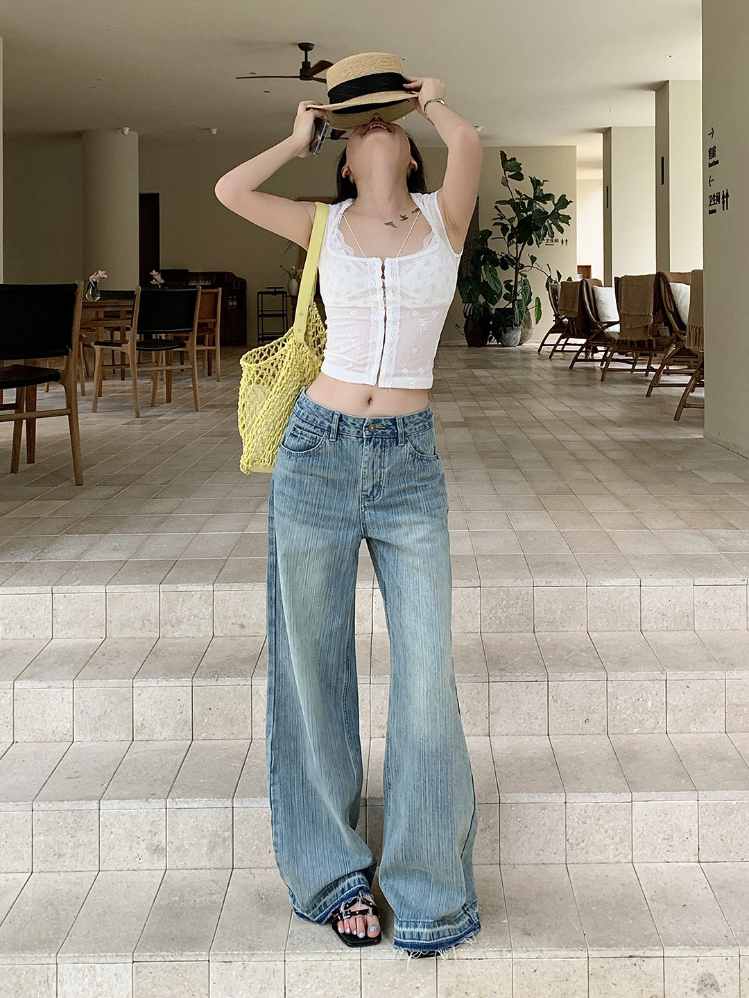 Summer New Style American Retro Bamboo Pattern Three-Dimensional Whisker Design Mid-Waist Frayed Jeans for Women