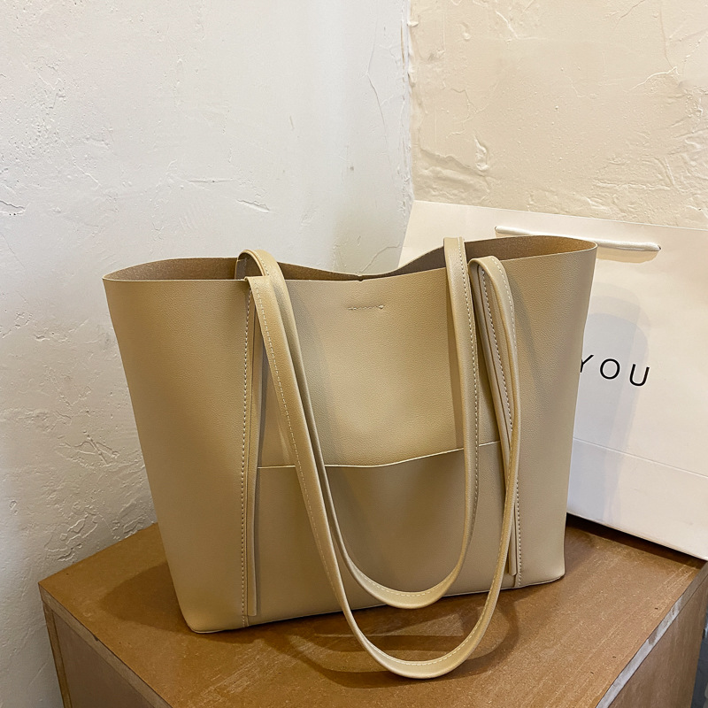 Bolsa de gran capacidad simple para mujeres 2022 otoño y invierno nueva moda universitaria bolsa de hombro bolsa de mano bolsa de mano