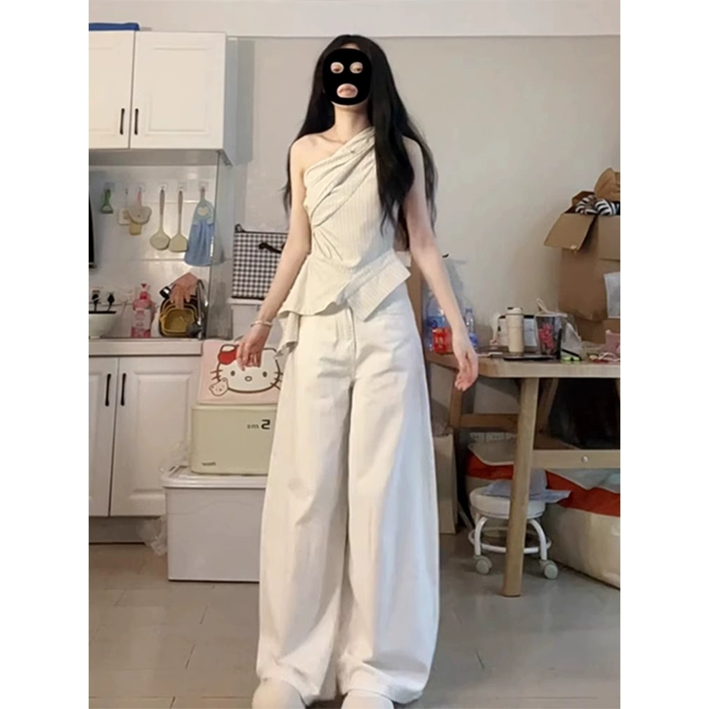 2025 новый летний топ для женщин с красивым плиссированным поясом, без рукавов, с косым плечом и открытым плечом