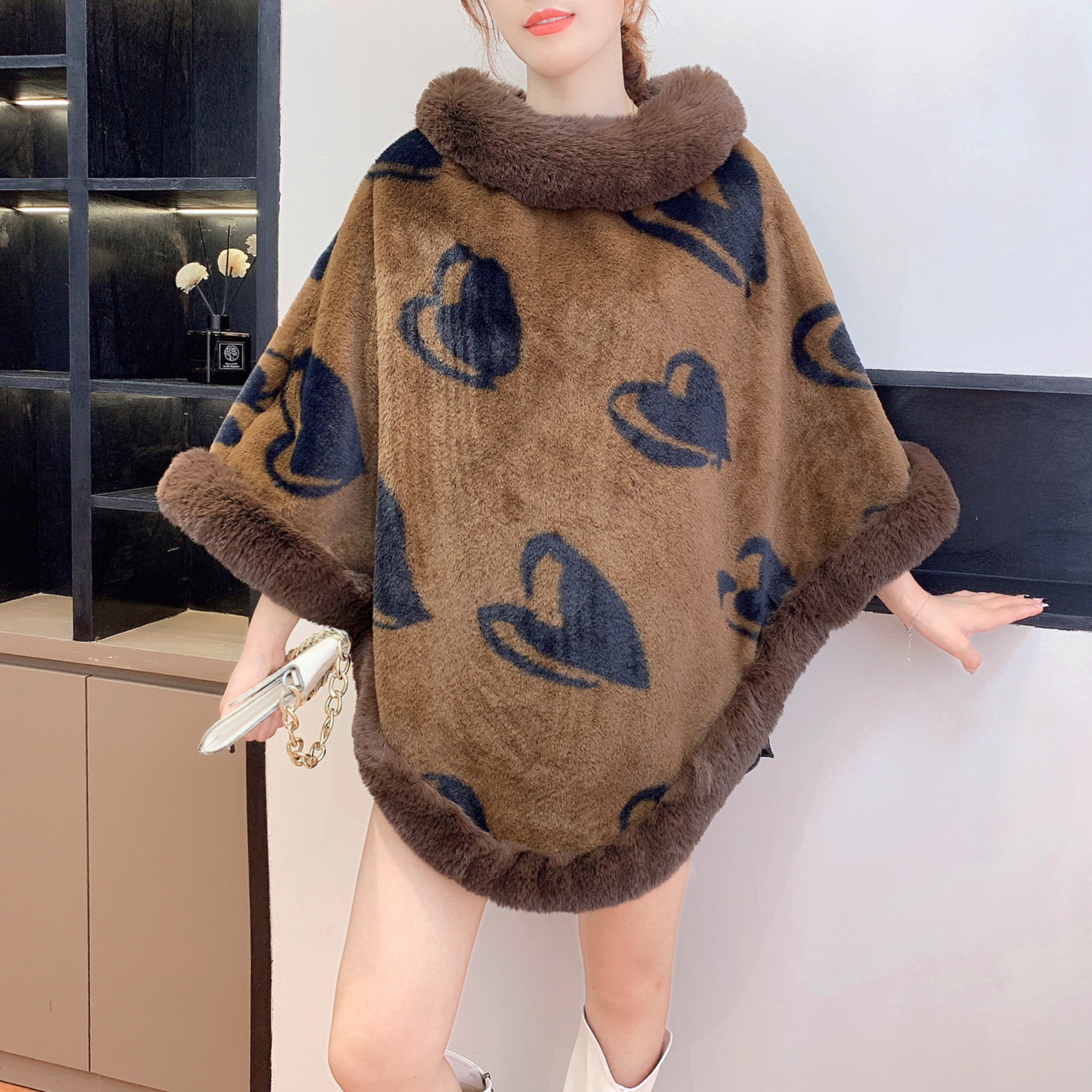 2025 otoño e invierno nuevo estilo ropa de mujer europea y americana Amazon crossover felpa amor estampado jersey moda de manga larga para mujer todo fósforo