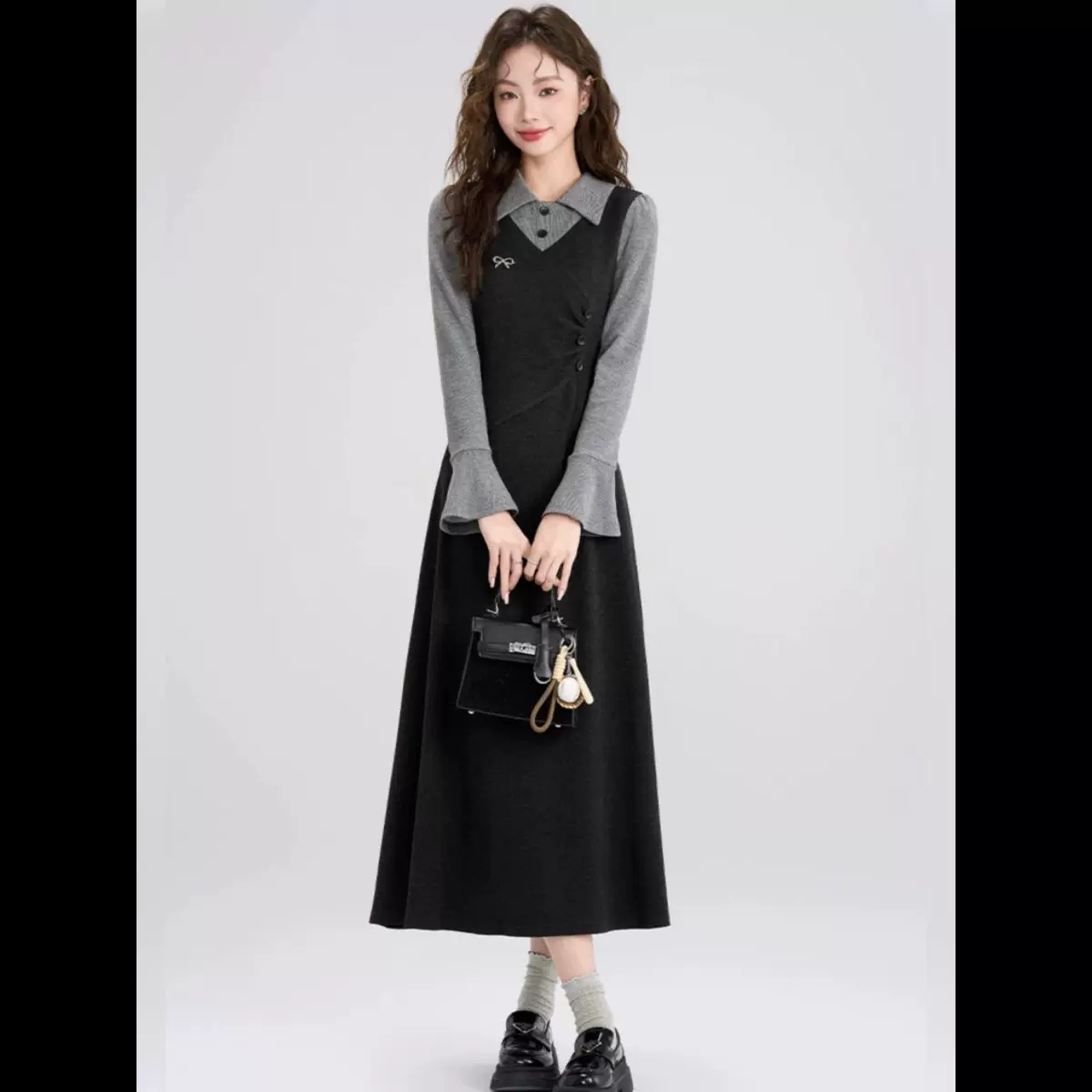 法式复古翻领连衣裙显瘦女秋冬季新款大码胖mm假两件黑色长裙子