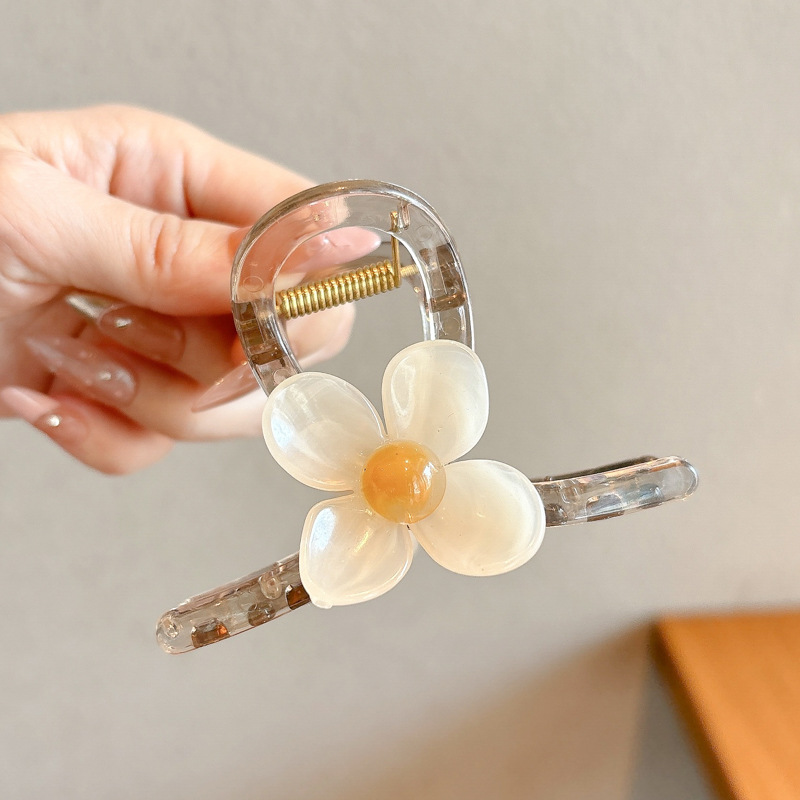 1#Pasador de pelo flor de cuatro pétalos beige 8cm