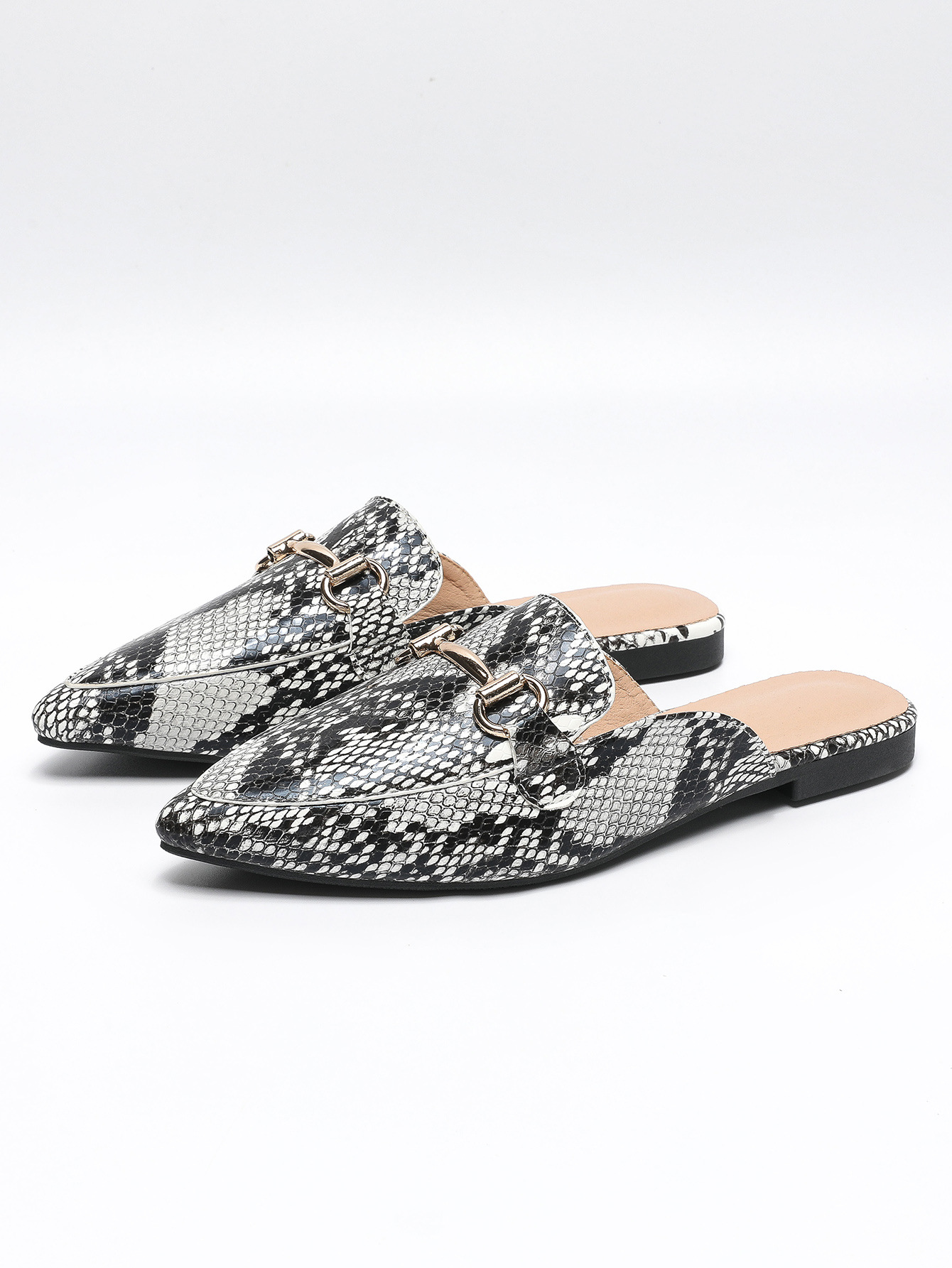 Neue lässige Schlangenmuster-Mode-Einzelschuhe, vielseitig, spitze Zehen, flacher Boden, faule halbe Drag-Außenhandel_voghion.com