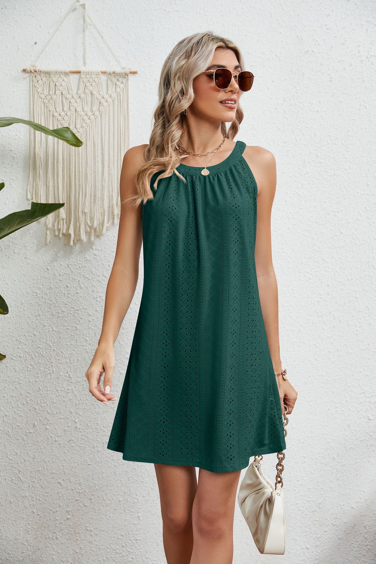252g Weight Midi Dress Dress Length Type Sleeveless Sleeve Length A- Line Skirt Dresses Type Sleeveless Sleeve Type Polyester Fabric Type Loose Waist Waist Line Daily, Beach Occasion Round Neck Neckline Slim Fit Type Contrast Collar Pattern Summer, Spring Season Women's Gender Lace Design Casual, Elegant, Sexy Style Wholesale Women's Casual Elegant Sexy Lace Contrast Collar Daily Beach Round Neck Sleeveless A- Line Skirt 40