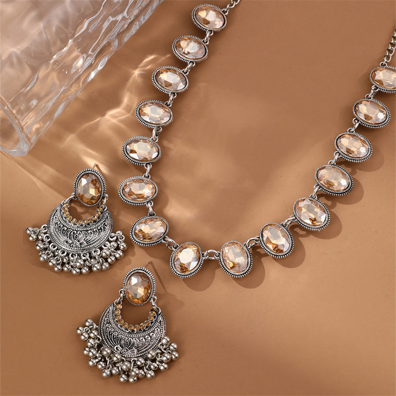 Designer Ethnic Jewelry Set With Red Gemstones For Women_voghion.com