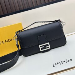 2025款Baguette迷你手袋单肩包荔枝纹头层小牛皮斜挎包手提腋下包