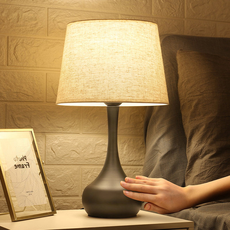 American Table Lamp Bedroom Bedside Lamp Warm Master Bedroom Wedding Everlasting Lamp Touch Dimmable Night Light Bedside Table Lamp American Table Lamp Bedroom Bedside Lamp Warm Master Bedroom Wedding Everlasting Lamp Touch Dimmable Night Light Bedside Table Lamp