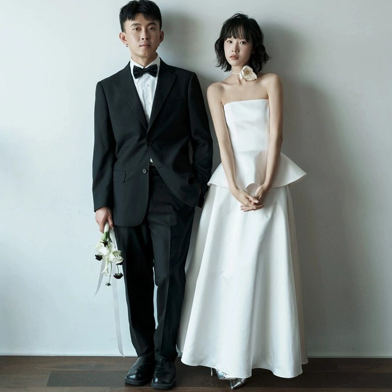 French Style Strapless Light Wedding Dress Elegant Simple Satin Bride License Registration Small White Dress Daily Travel Photoshoot Engagement Dress