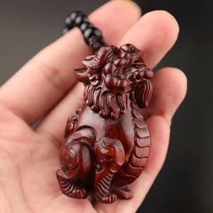 紫檀檀インドネシア紫檀セイコー彫刻望天ほえるペンダントのハンドルのアイデア