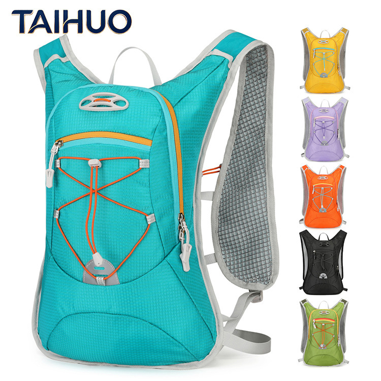 Lightweight Running and Cycling Hydration Backpack, Mountaineering and Hiking Small Backpack, Unisex Travel Backpack, Helmet Backpack Bag