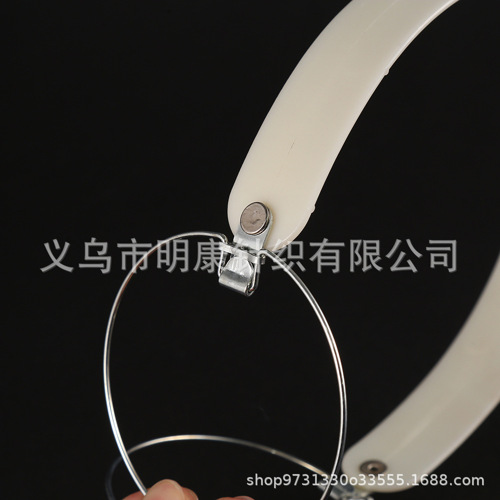 メーカー直販各種折り畳み保温耳カバー部品ステンレス金属プラスチック科などの部品精霊耳吾対外貿易