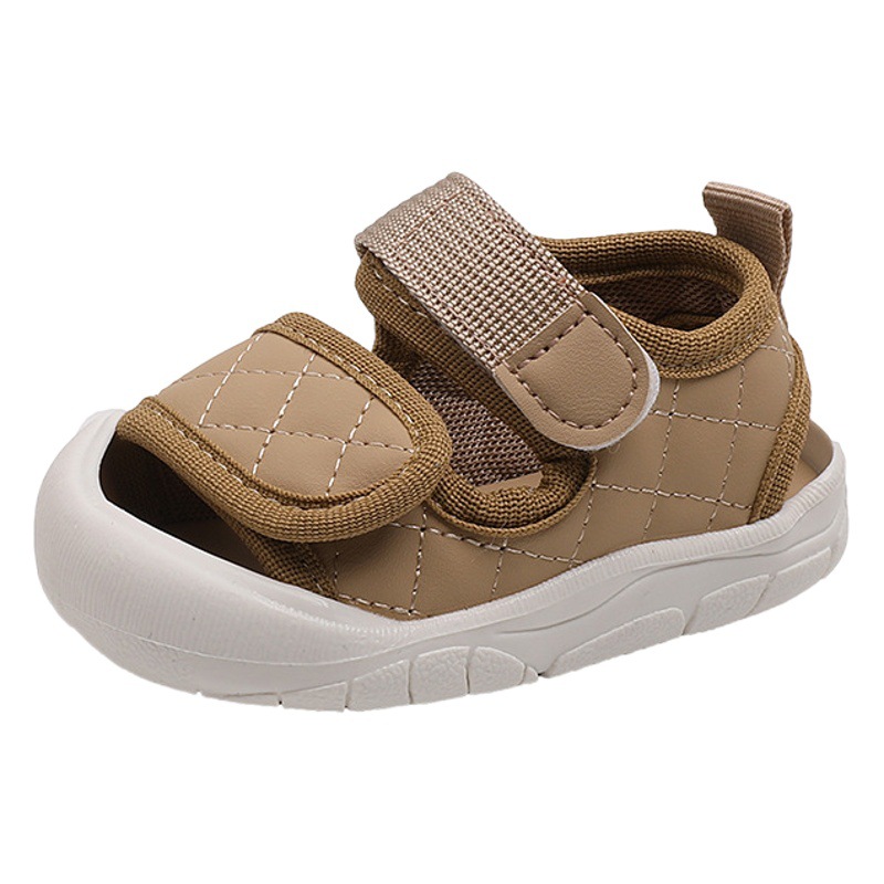 Una pieza entrega sandalias de bebé zapatos de niño 2023 verano inferior suave antideslizante niños y niñas estilo coreano zapatos de playa de bebé